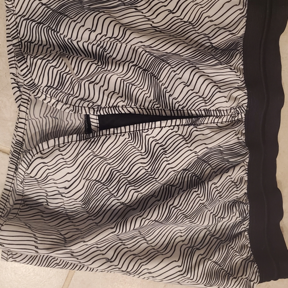 Nike crew shorts. Medium. Black and white.
